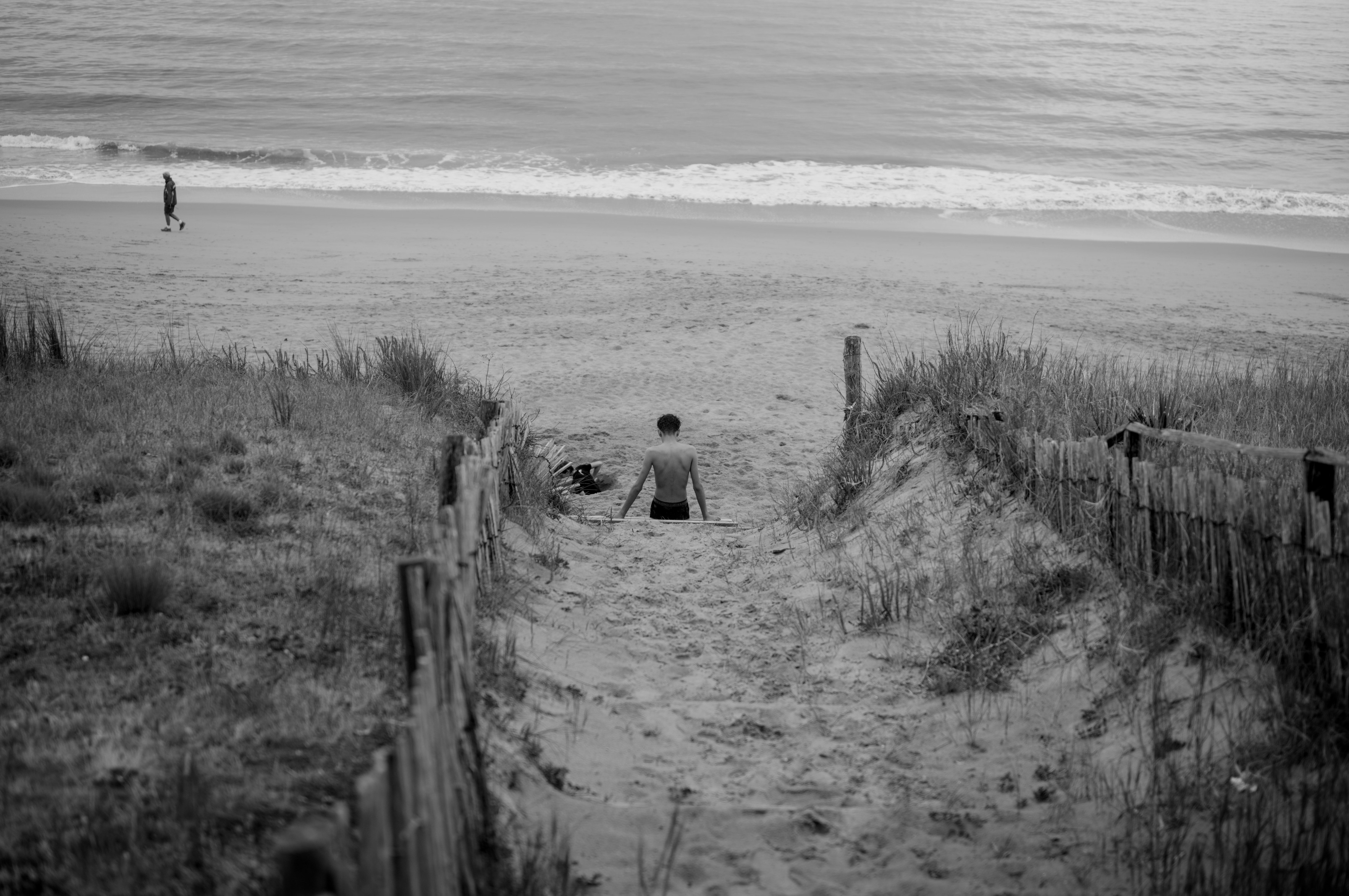 digging a hole#shore #beach #photography #photo France 2024