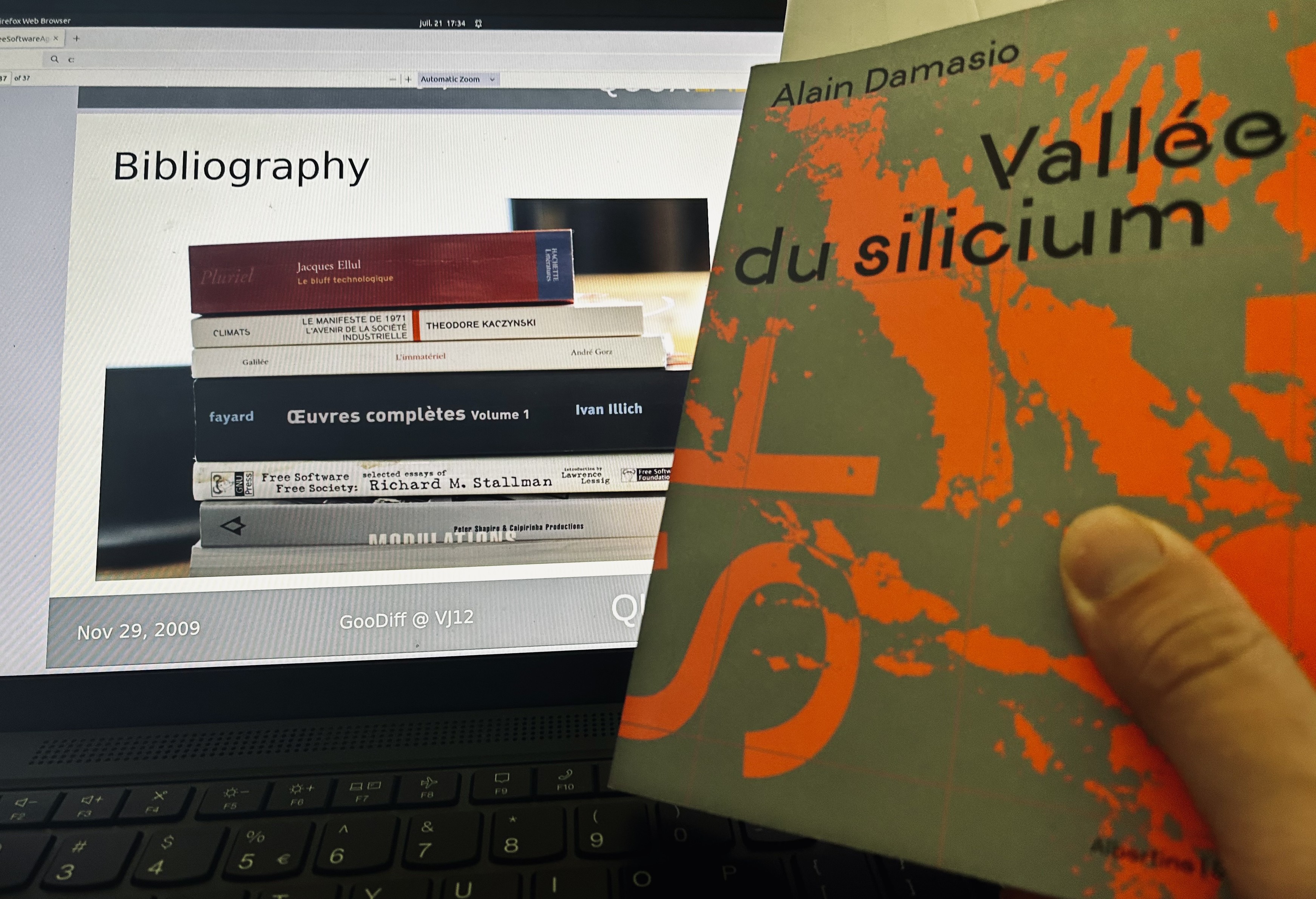 Alain Damasio, Vallée du silicium + une bibliographie libriste de 2009 ;-) 